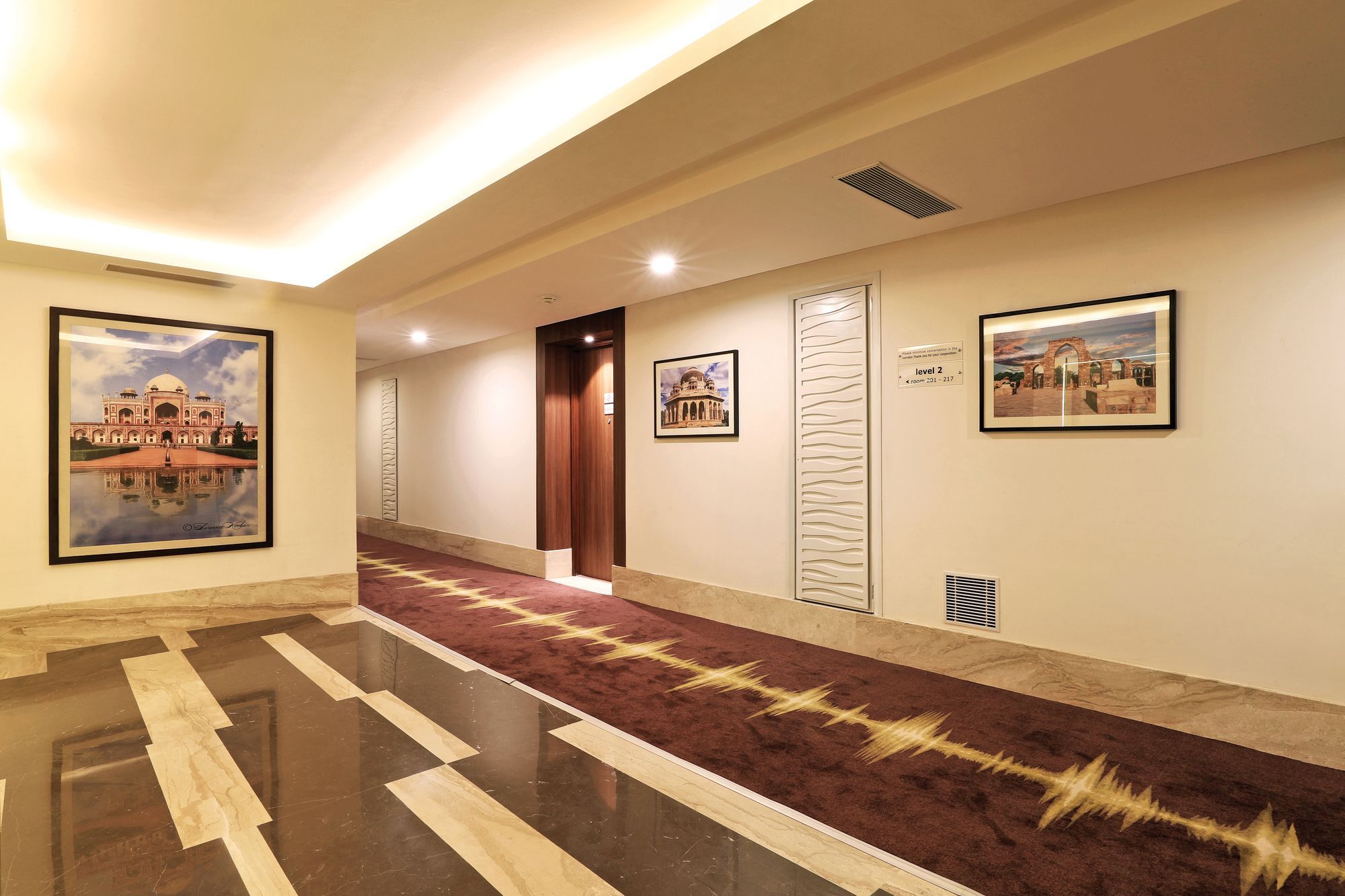 Lemon Tree Hotel Sohna Road Gurgaon Exterior foto