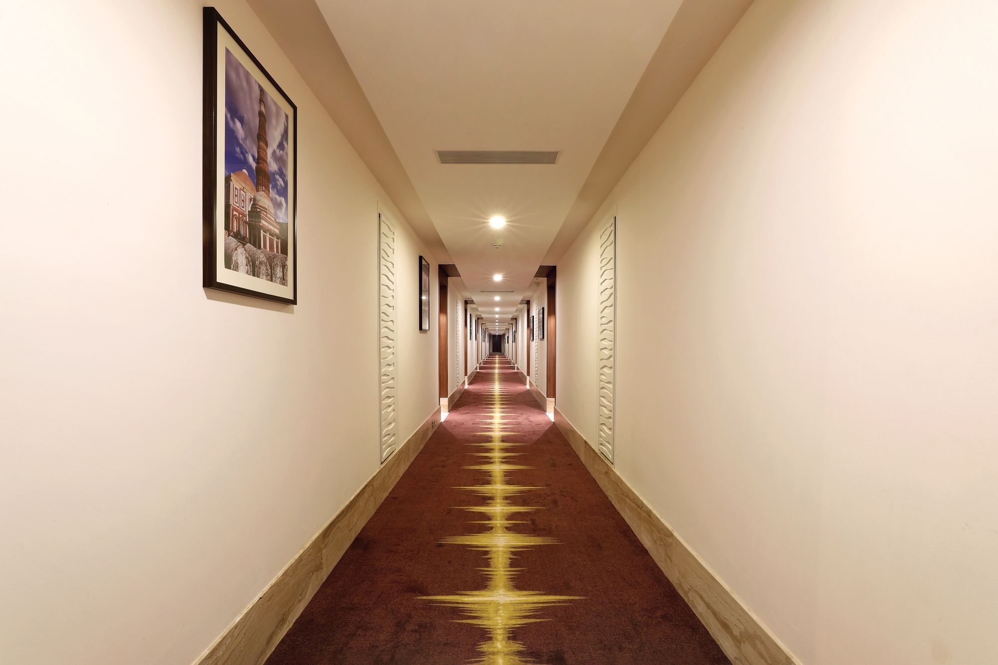 Lemon Tree Hotel Sohna Road Gurgaon Exterior foto