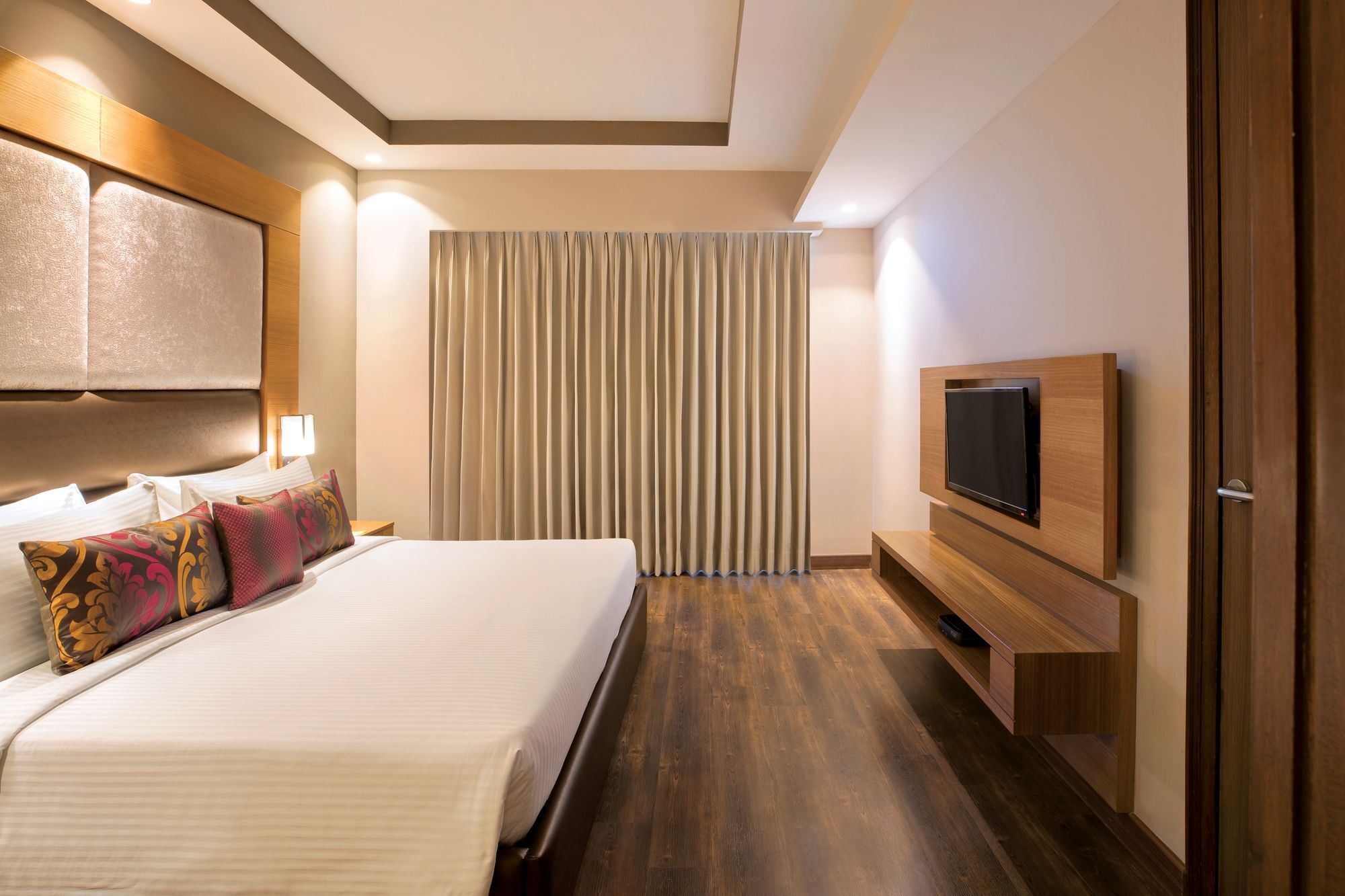 Lemon Tree Hotel Sohna Road Gurgaon Exterior foto