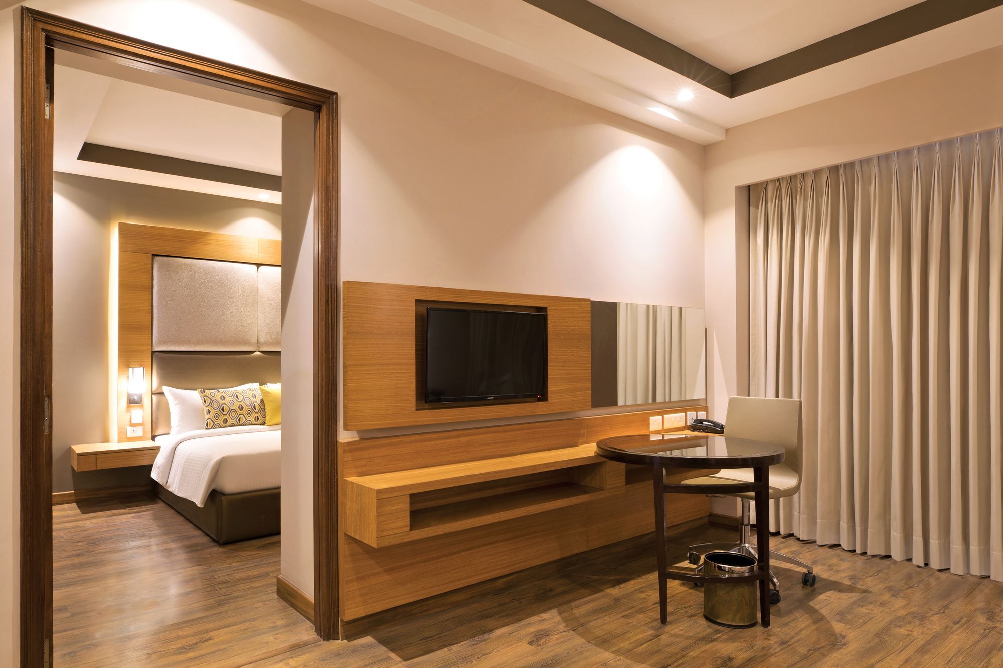 Lemon Tree Hotel Sohna Road Gurgaon Exterior foto